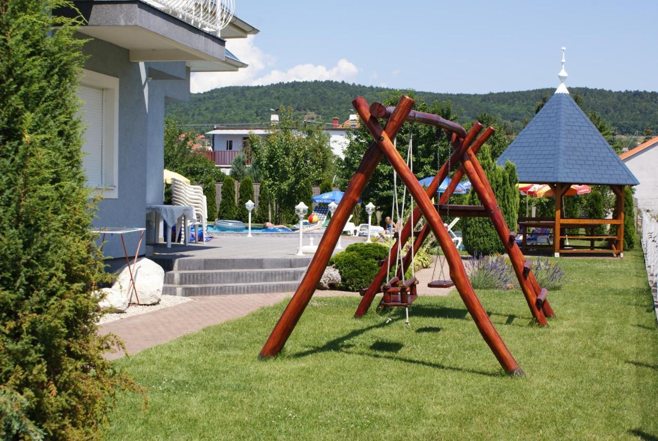 Kék Vendégház Family Resort Gyenesdiás Esterno foto