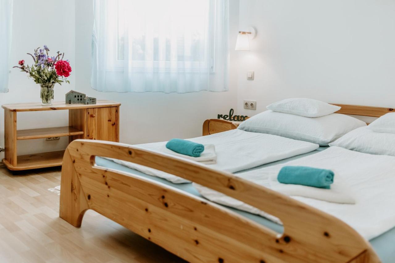 Kék Vendégház Family Resort Gyenesdiás Esterno foto